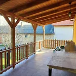Hébergement de vacances Schoenes Mit Pool Balatonujlak